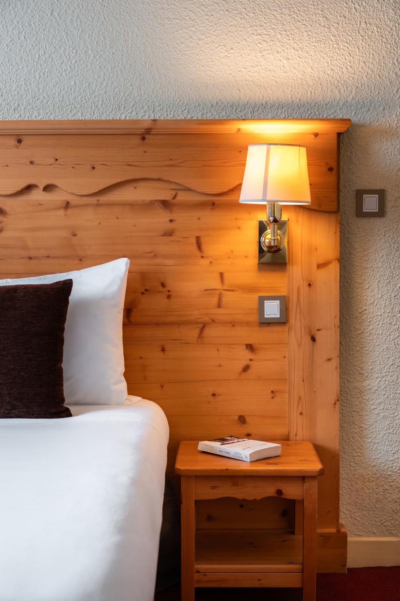 Crystal Hotel Courchevel Exterior photo