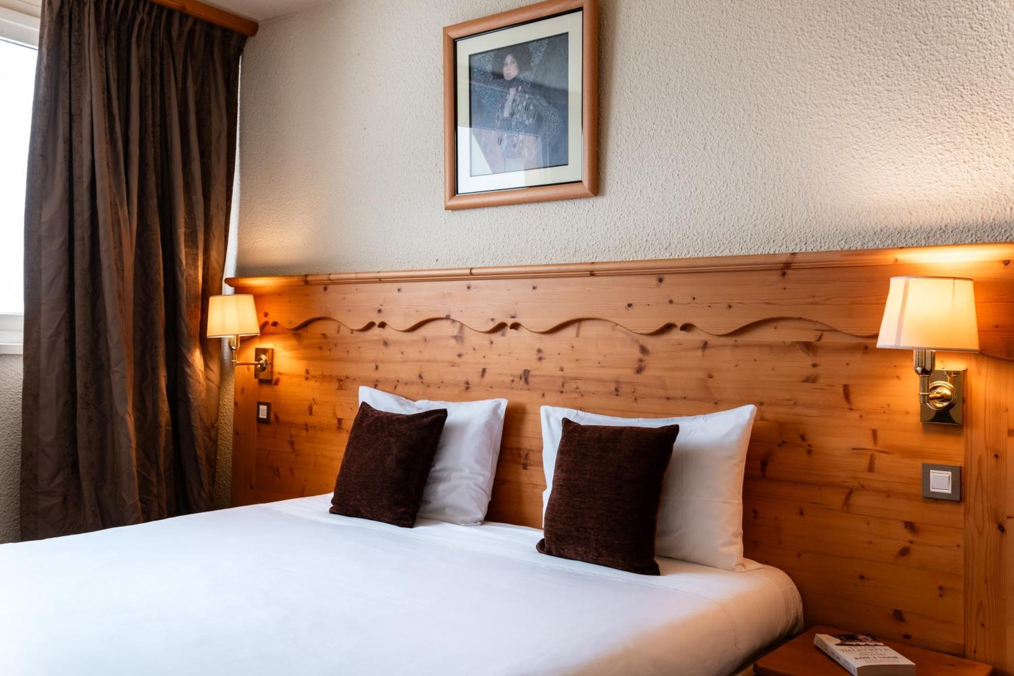 Crystal Hotel Courchevel Exterior photo