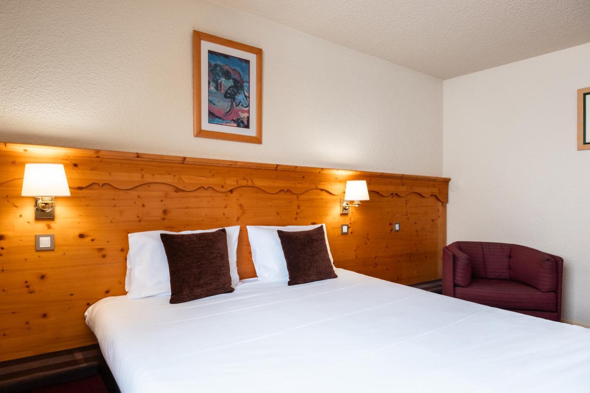 Crystal Hotel Courchevel Exterior photo